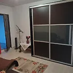 Apartament Cu Terasa La Casa Valentin
